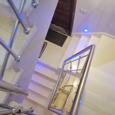 Апартаменты Malak House Эмуан Экстерьер фото